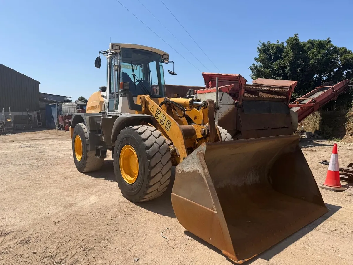 Liebherr Wheeled Loader - Image 1