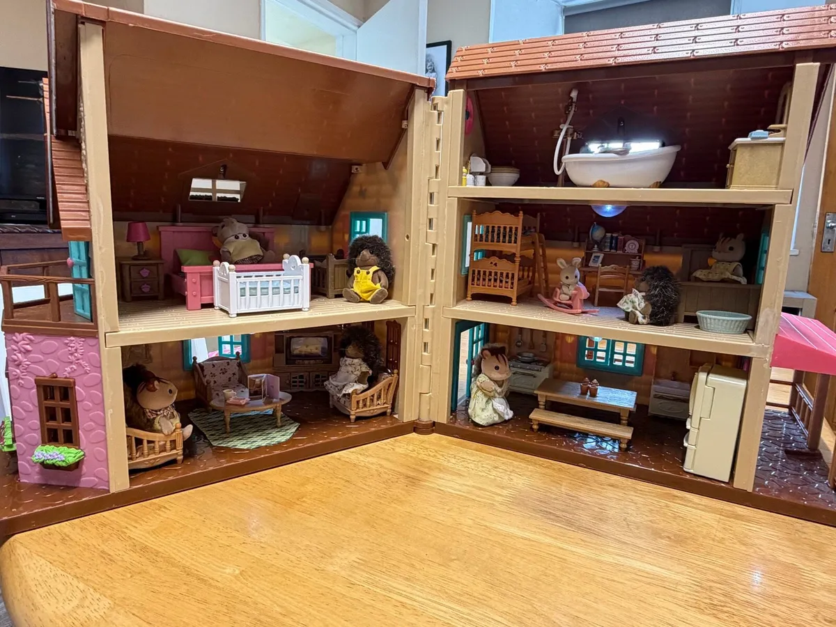 Sylvanian Families Toys - Image 2