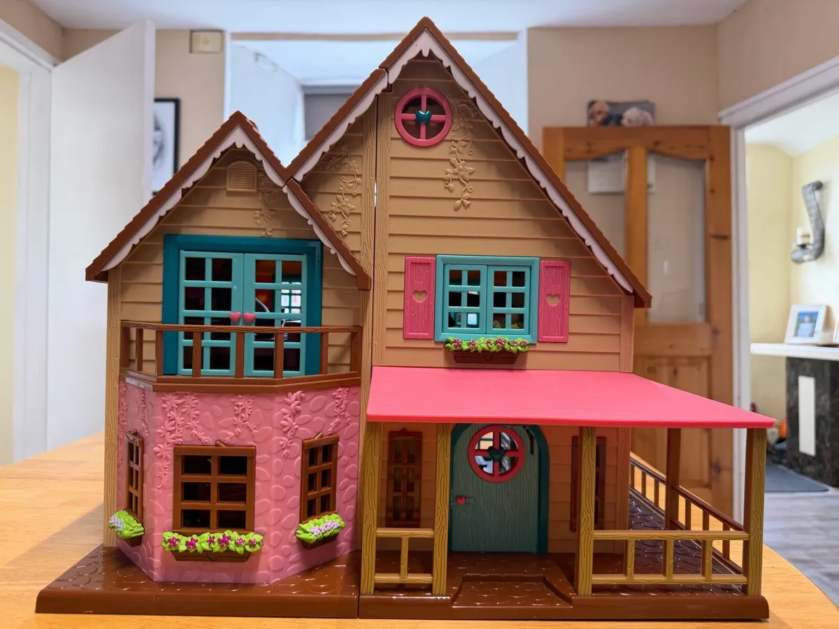 Sylvanian Families Toys - Image 1