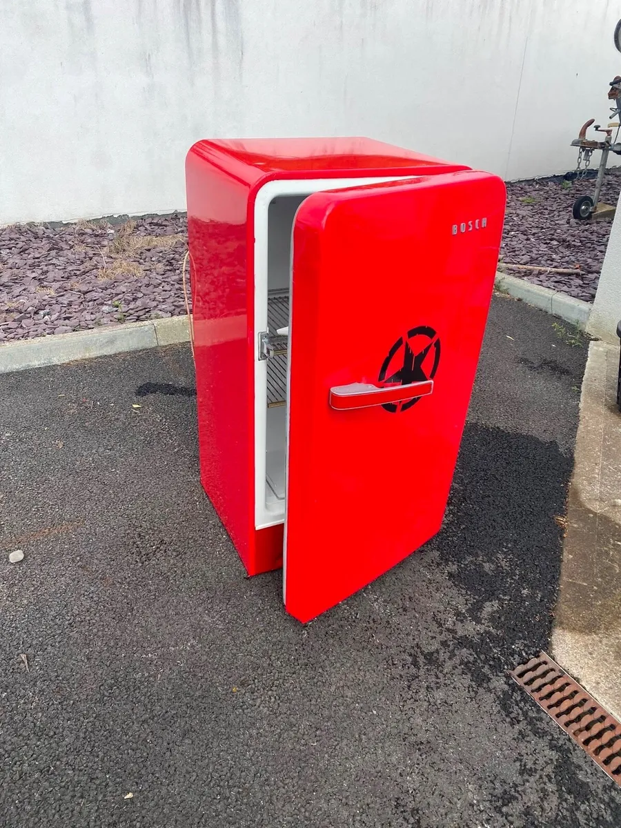 Vintage 1950’s Bosch Fridge - Image 2