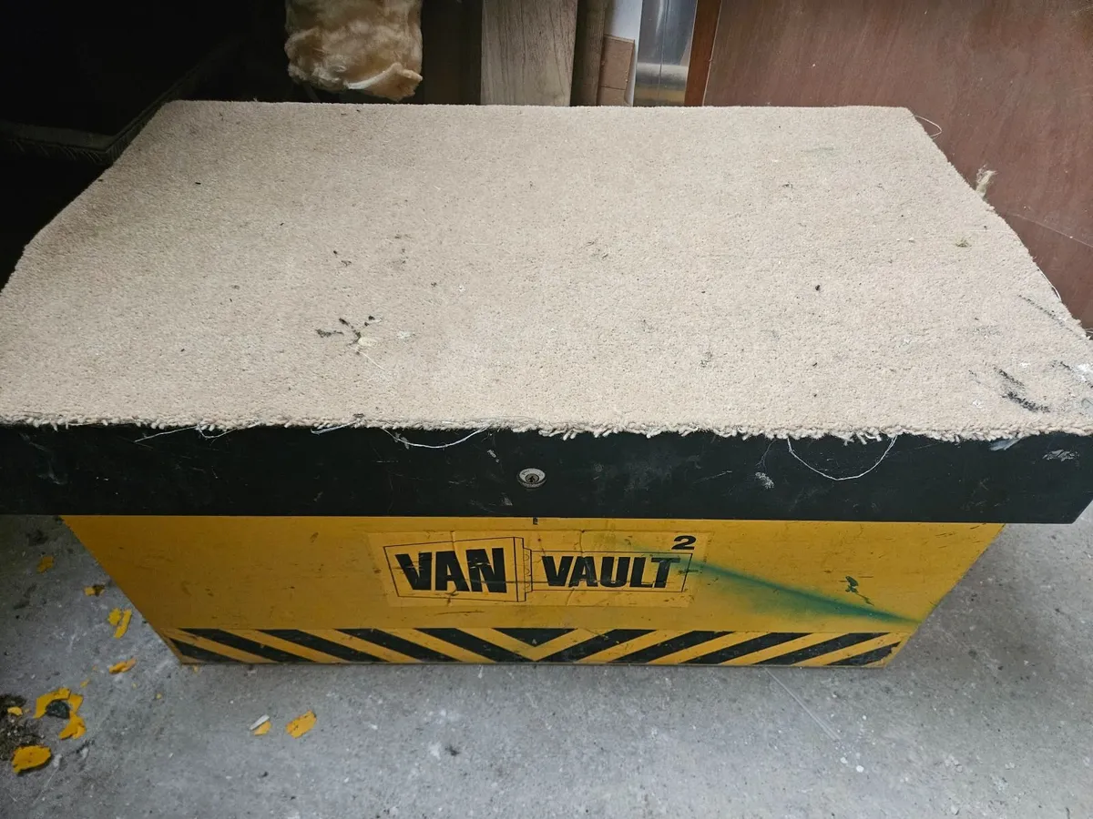 Van Vault 2 - Image 3