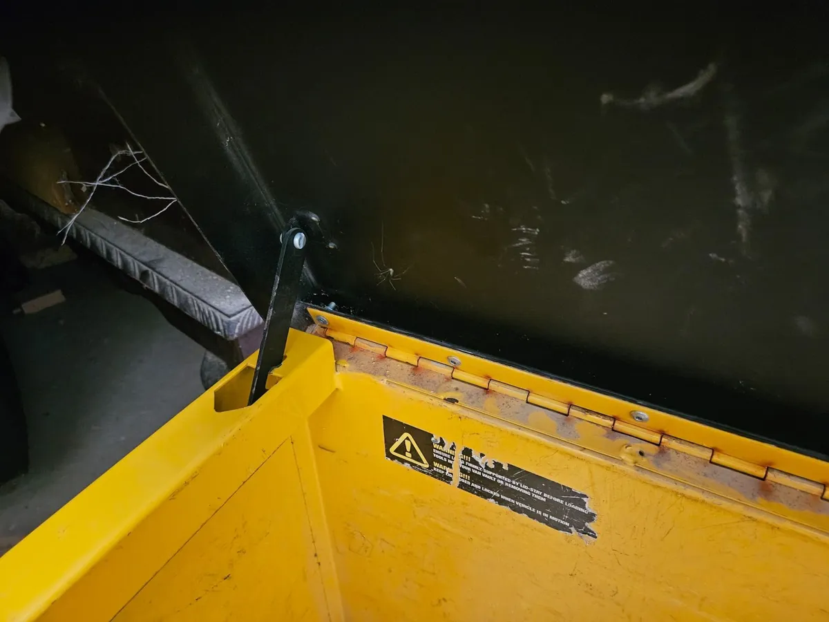 Van Vault 2 - Image 4