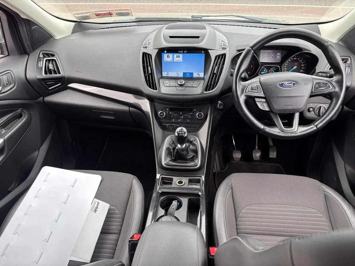 Ford Kuga 2018  4  SEATER  COMMERCIAL - Image 4