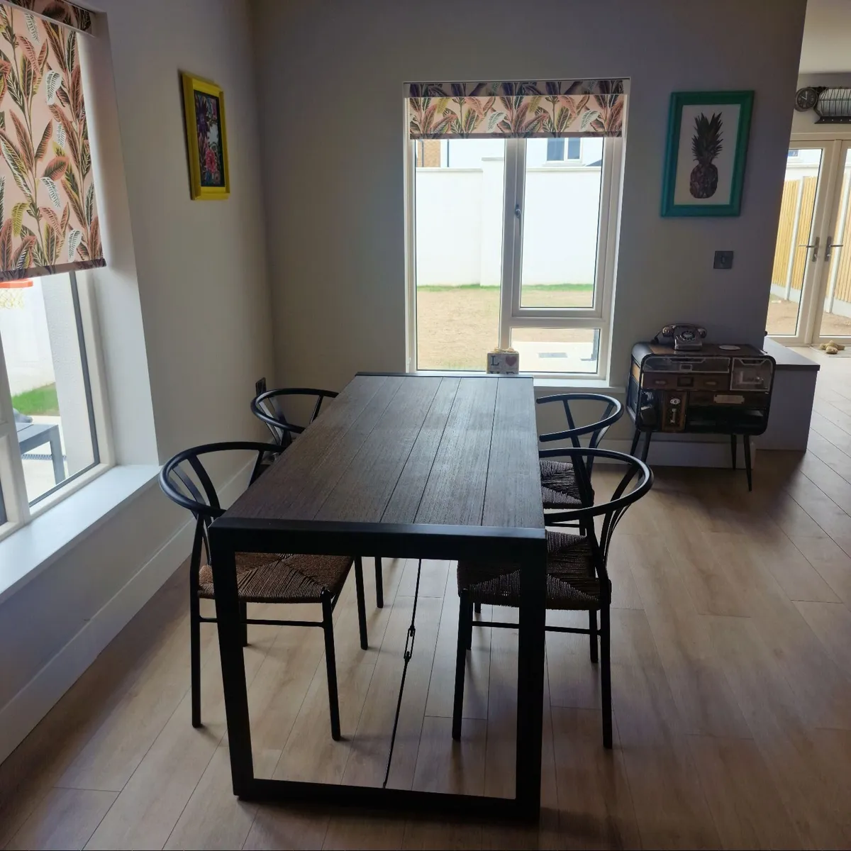 Kitchen table and bench - Image 2