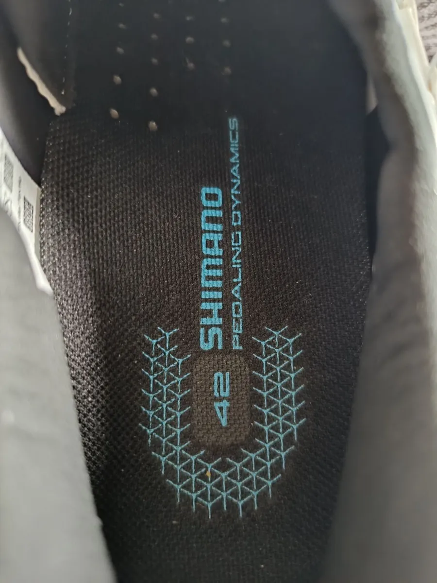 Shimano RC5 Clipless Road Shoes - Image 2