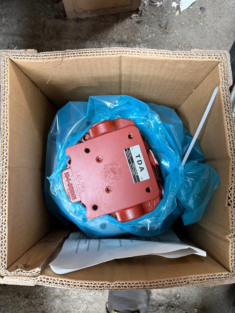 New final drive for 2.8 ton mini digger - Image 3