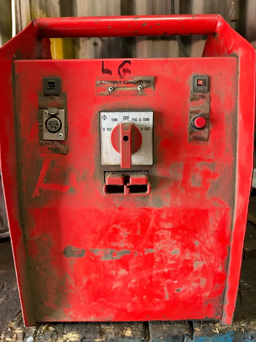 12/24 volt jump start - Image 1