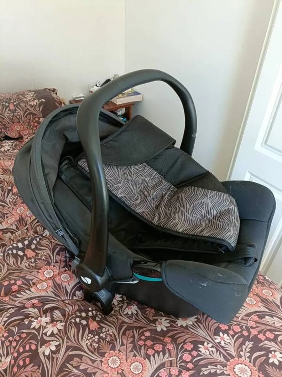 Joie Travel System - Image 2