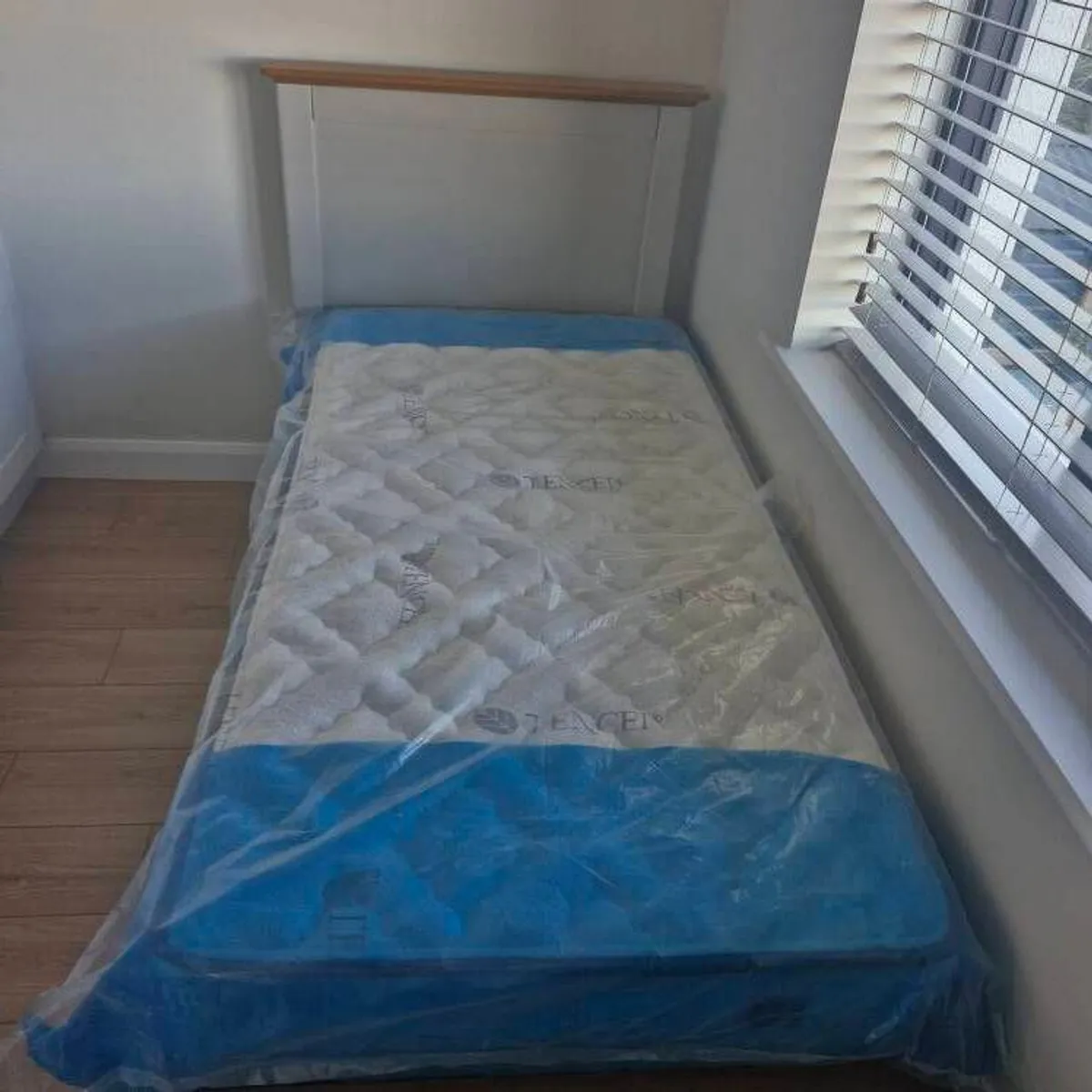 Brand New Single Bed Frame & Premium Leaba Mattres - Image 1