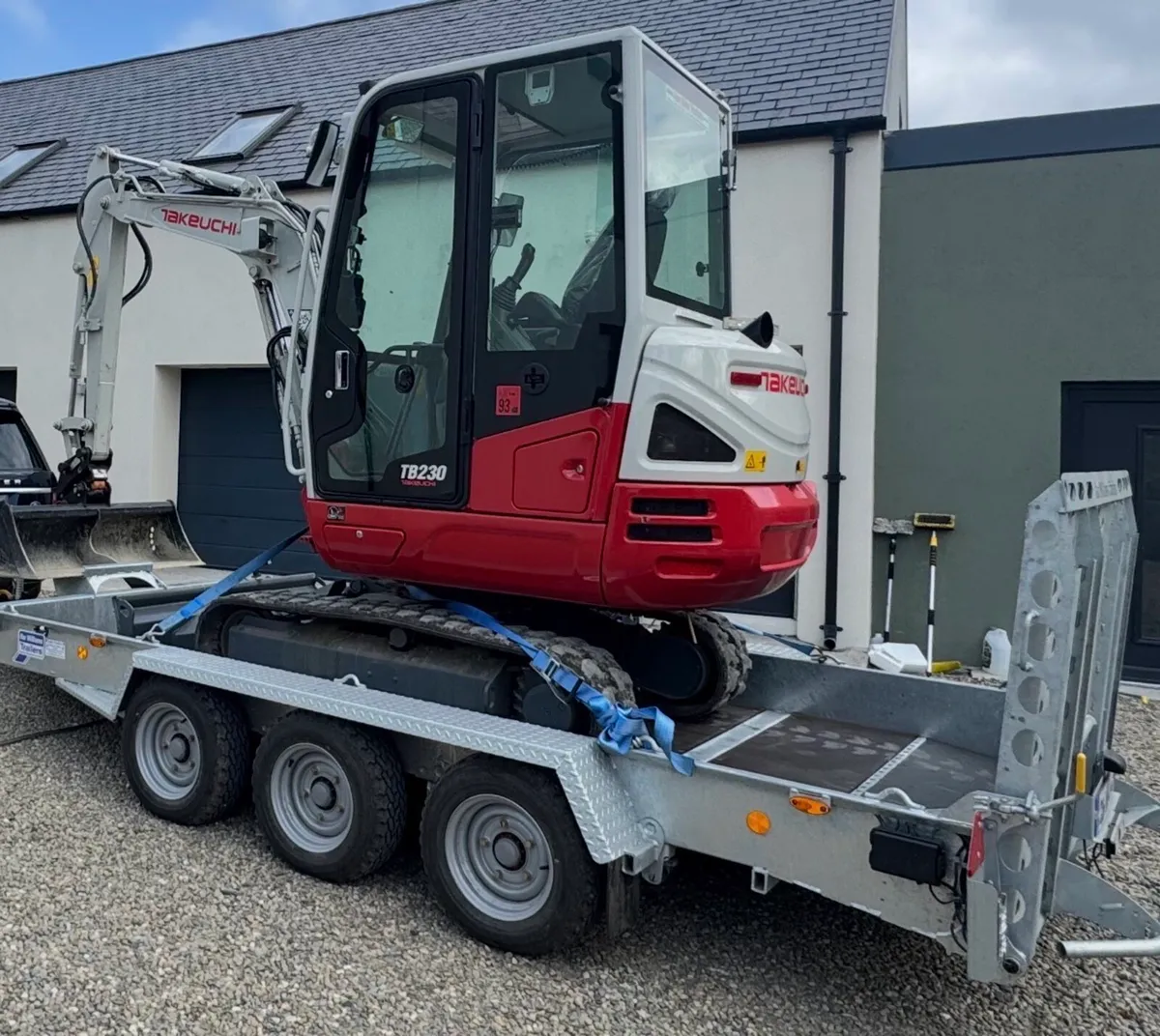 Takeuchi TB230 - Image 1