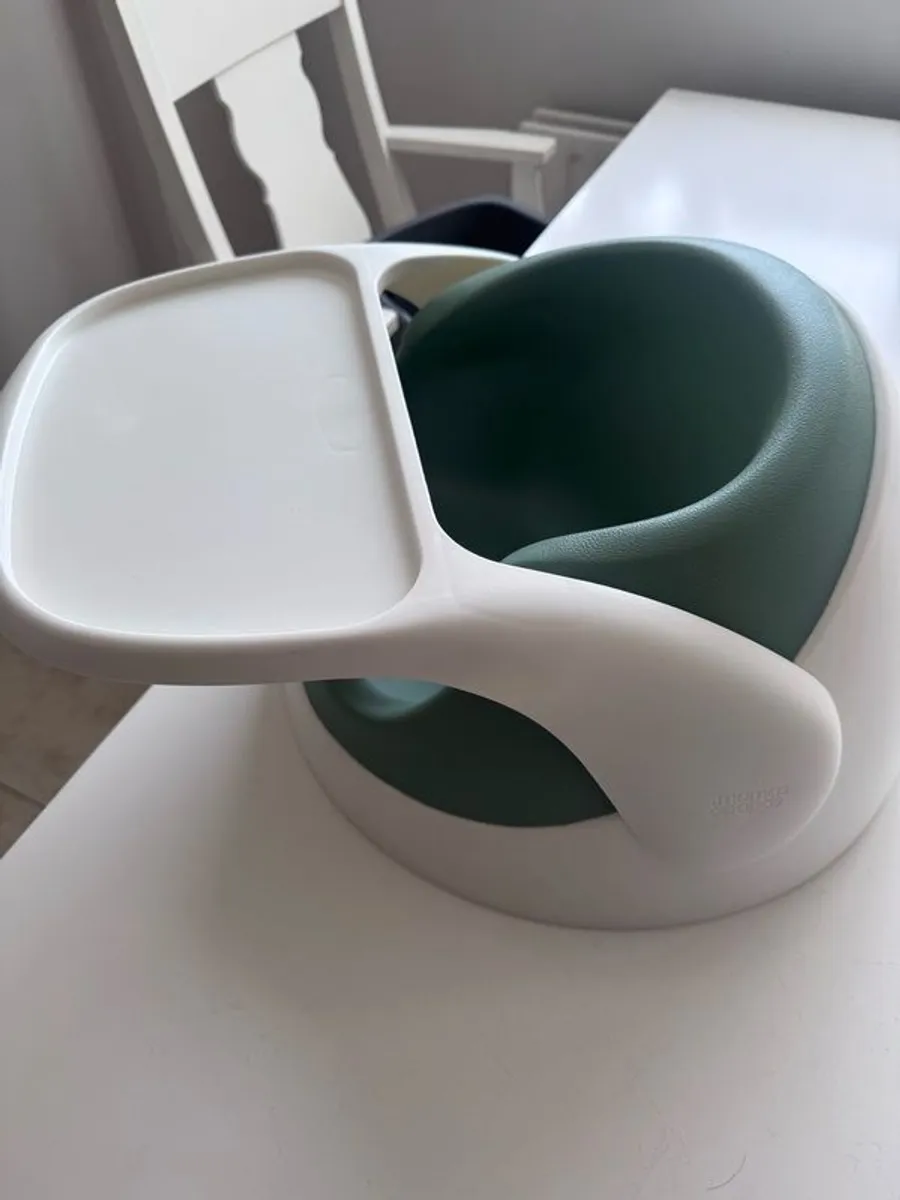 Mammas and Pappas chair with table - Image 1