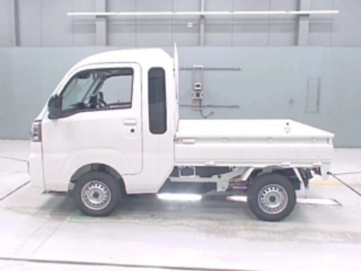 Daihatsu hijet jumbo cab 4WD manual - Image 4