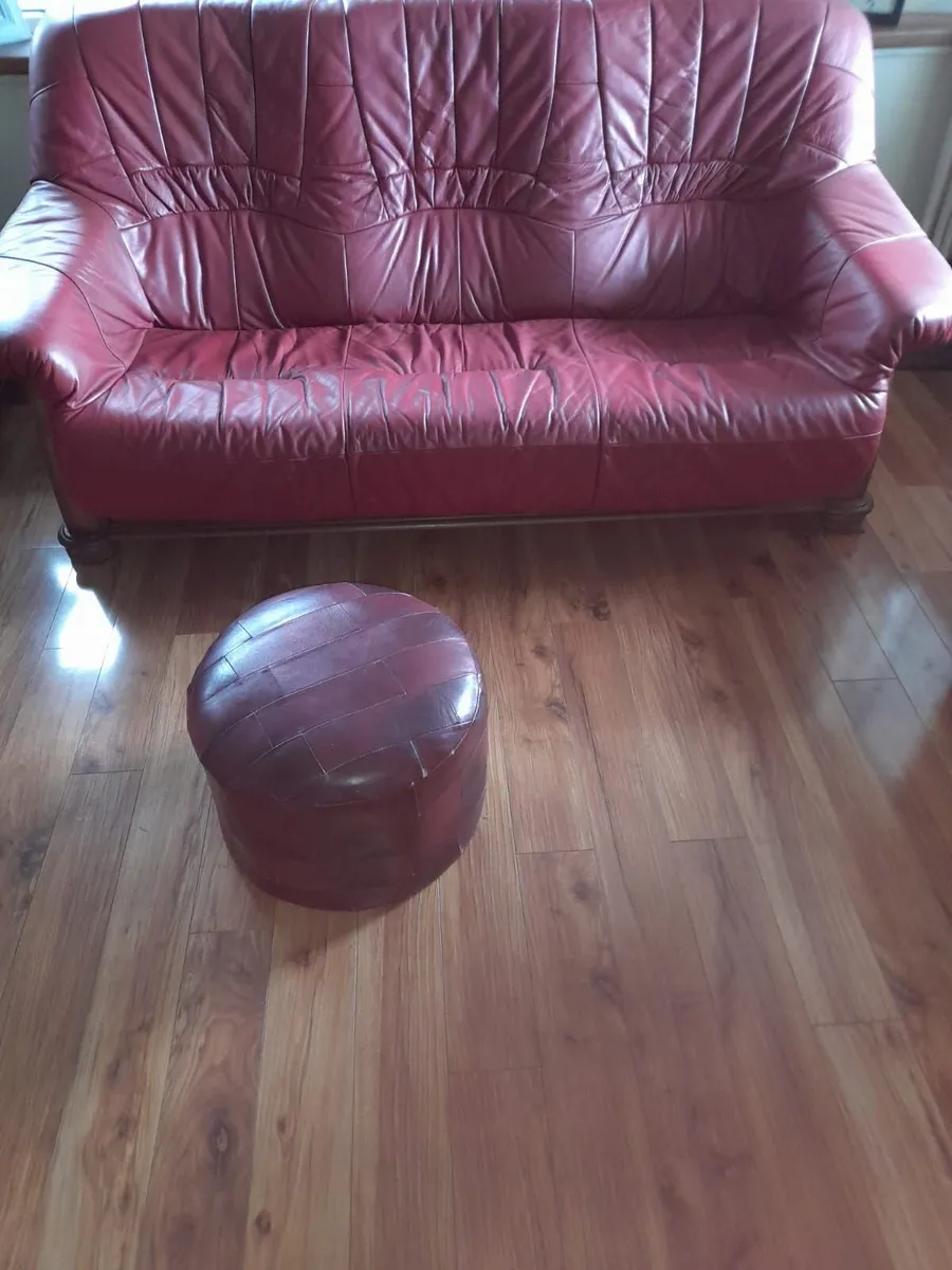 Couch and armchair - Image 1