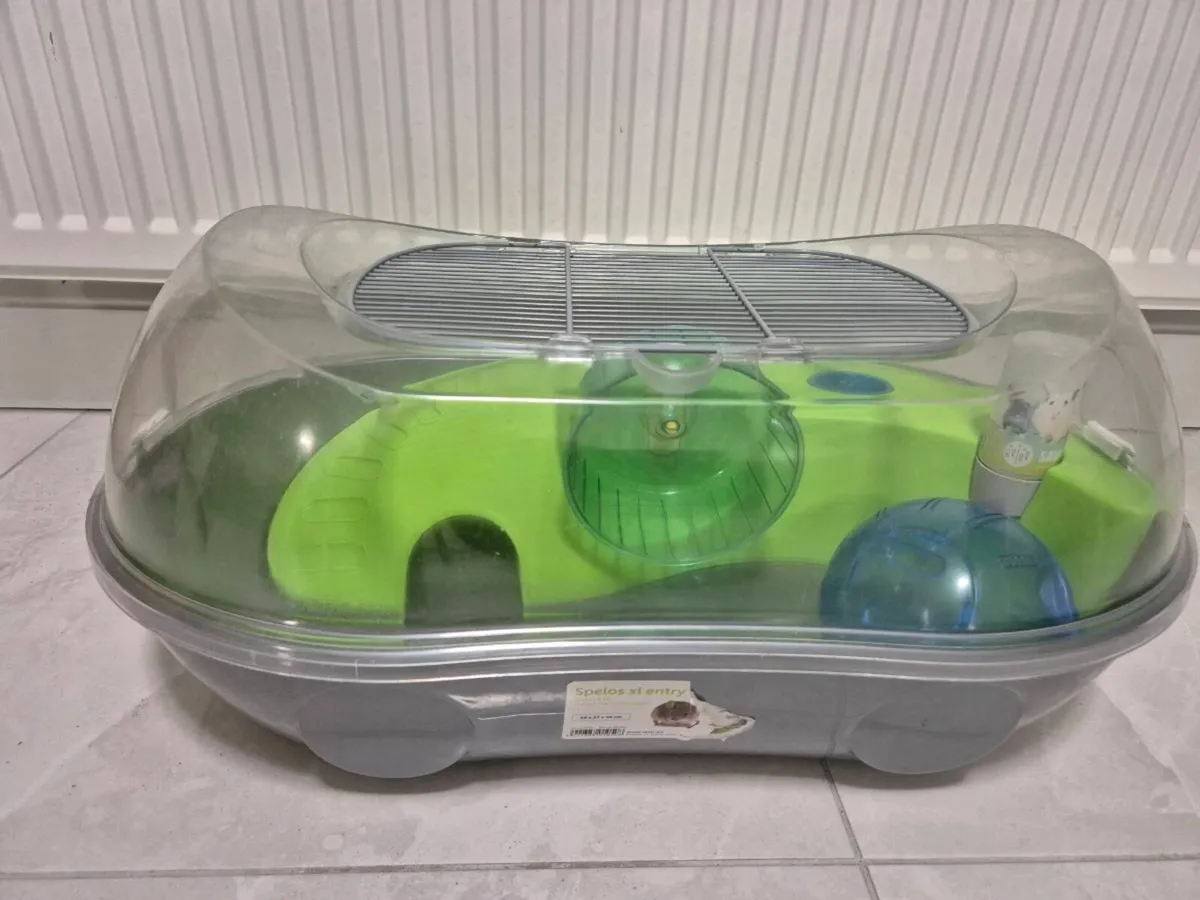 Hamster cage - Image 1
