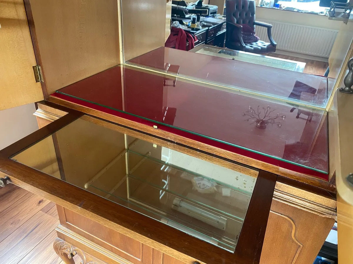 Antique Drinks Cabinet - Image 4