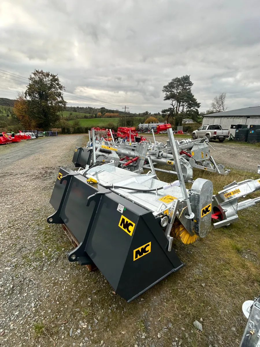 New NC Sweeper Brush (JCB Q-FIT & MATBRO) - Image 1