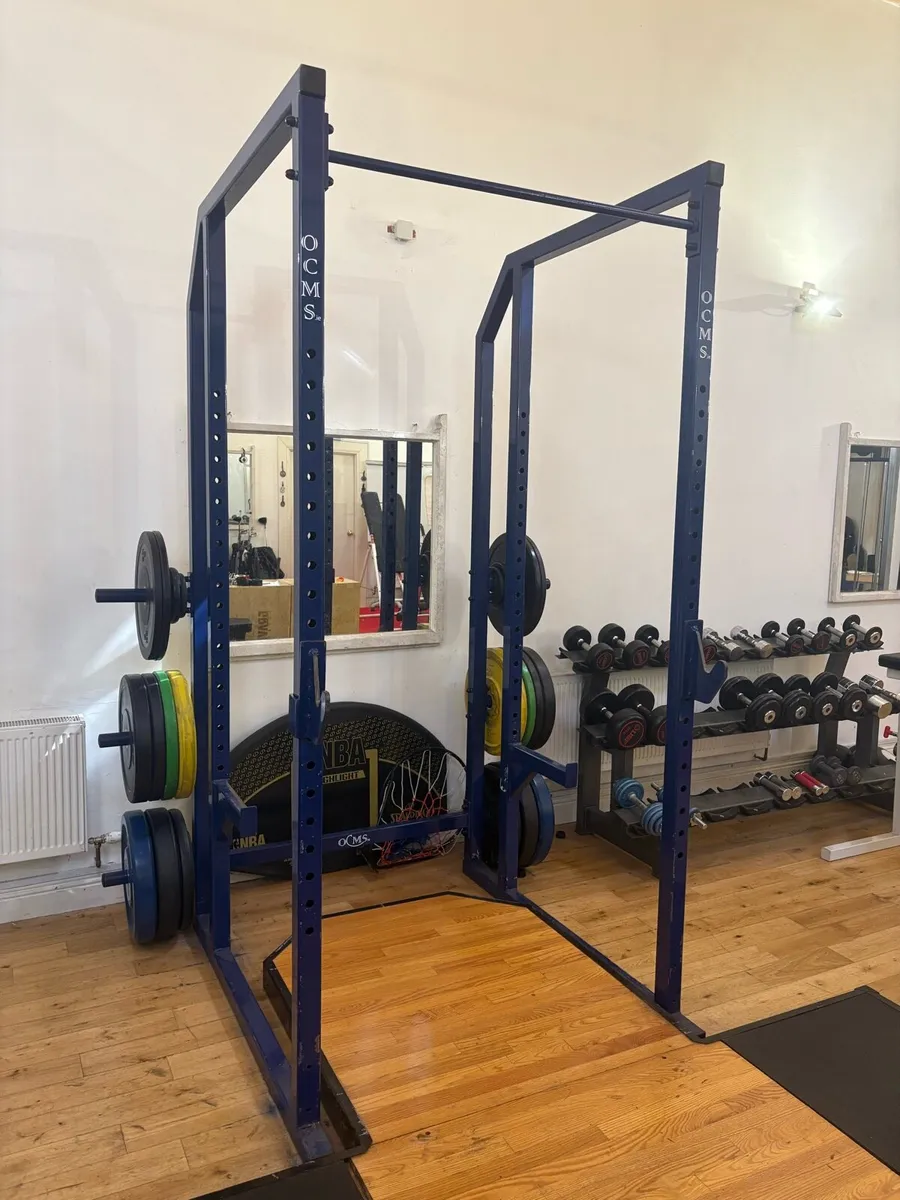 Squat rack and pull up bar, lifting platform - Image 3