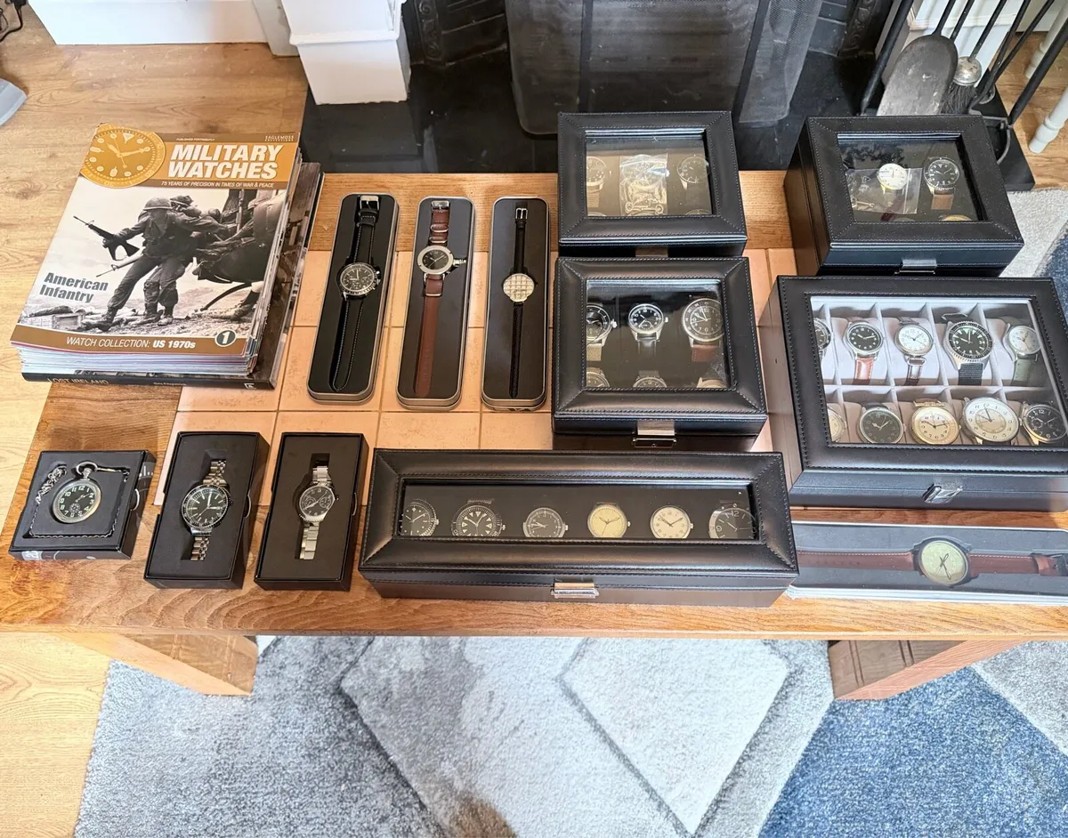 Military Watch Collection (40 issues) - Image 1