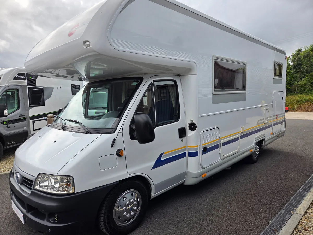 2004 Burstner A647 LHD 6 berth AUTO Motorhome - Image 2