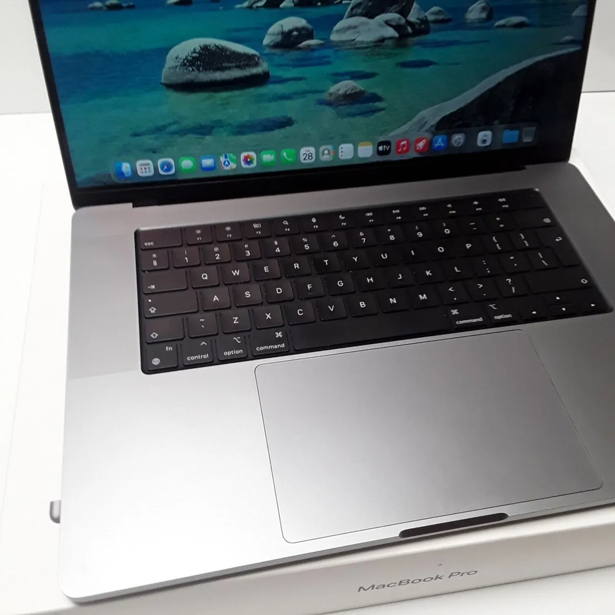 Apple MacBook Pro 16-inch A2485 (2021) | 32GB - Image 2
