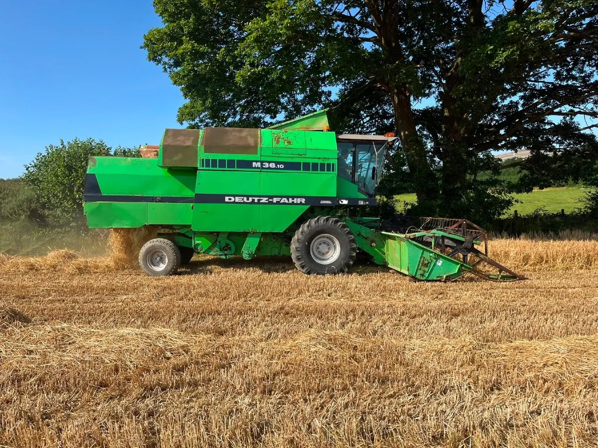 Deutz-Fahr 3610 Combine Harvester - Image 1