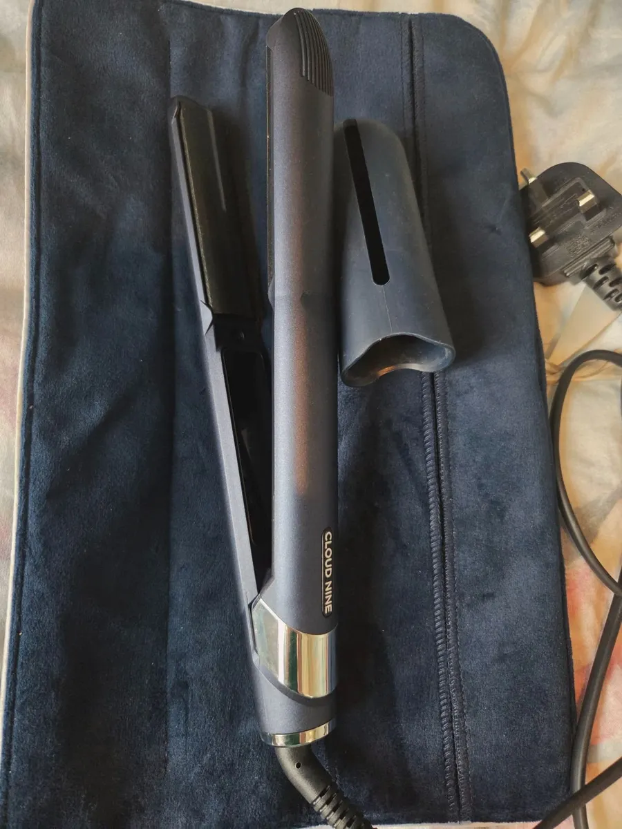 Cloud Nine  Contouring Iron - Hair Straightener - Image 2