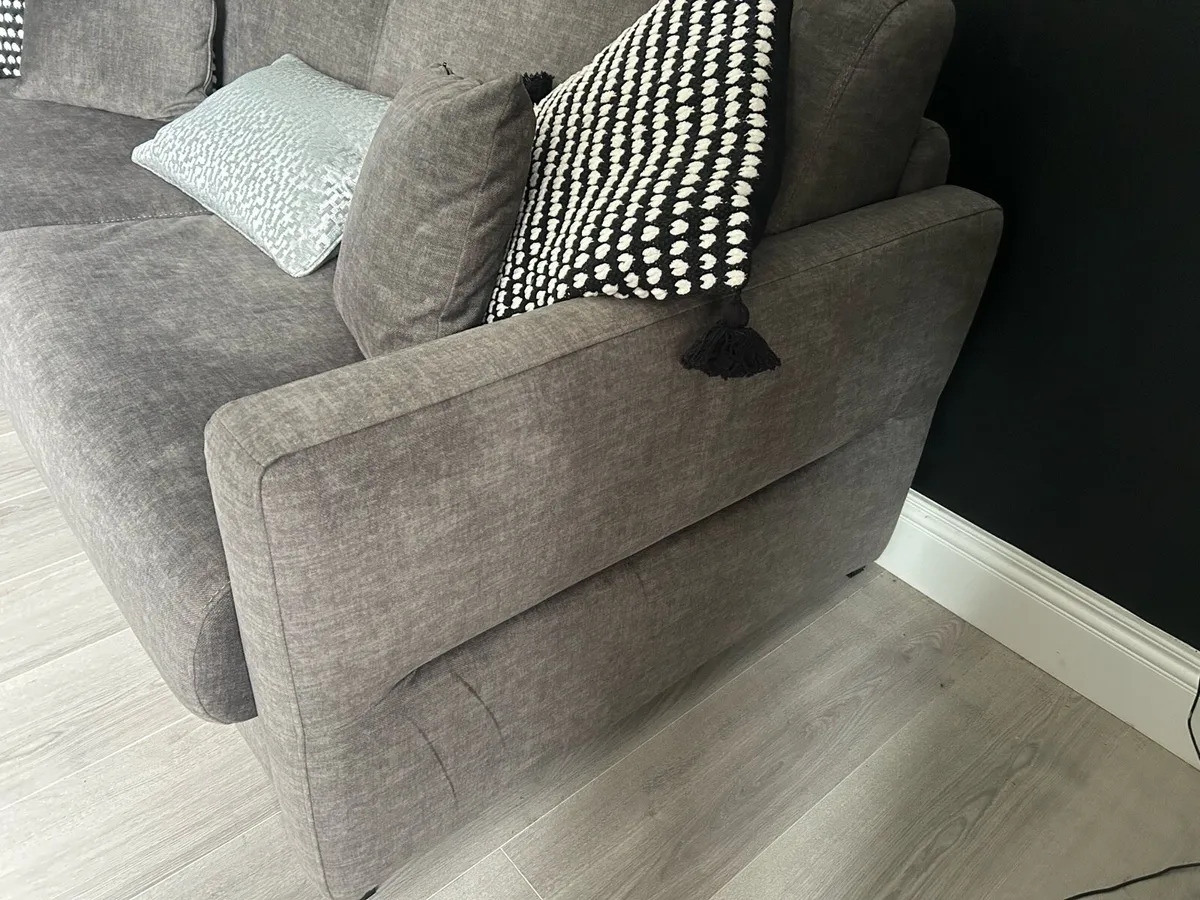 King Size Italian made Sofa Bed - Image 2