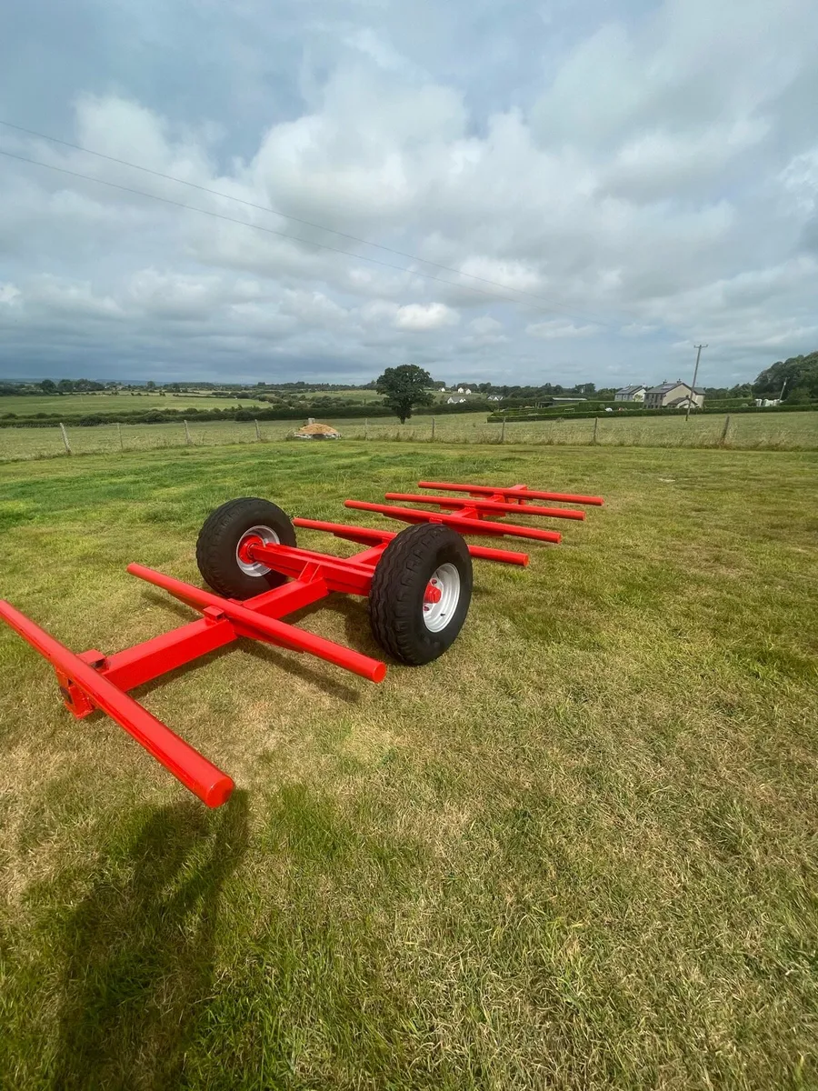 Bale trailer - Image 2