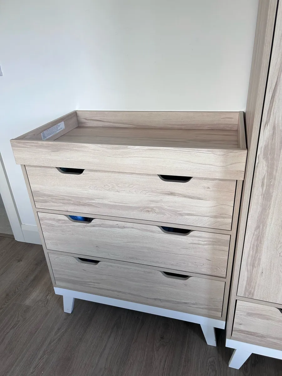 Mamas&Papas changing dresser and wardrobe - Image 2