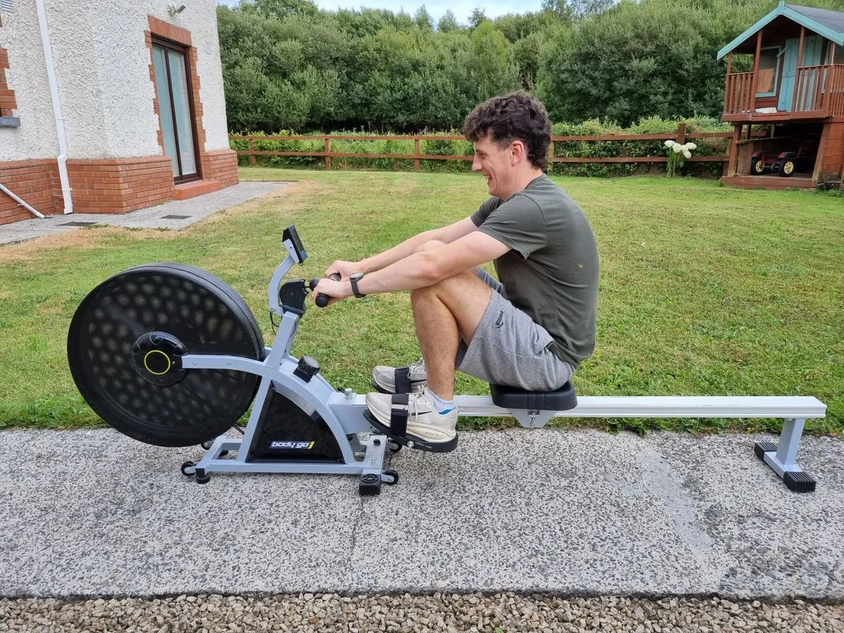 Air Rowing Machine - Image 1