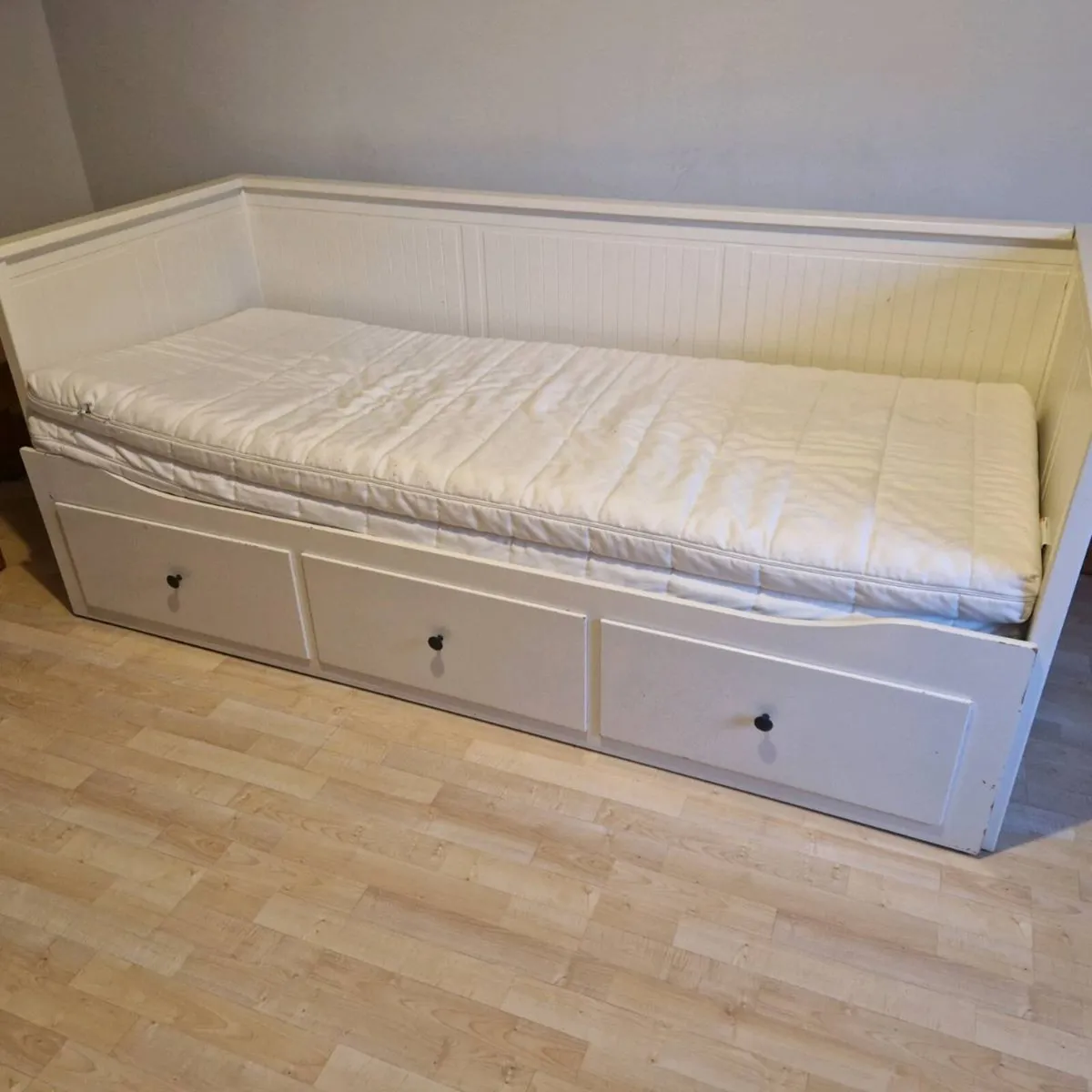 Ikea Hemnes Day bed double - Image 1
