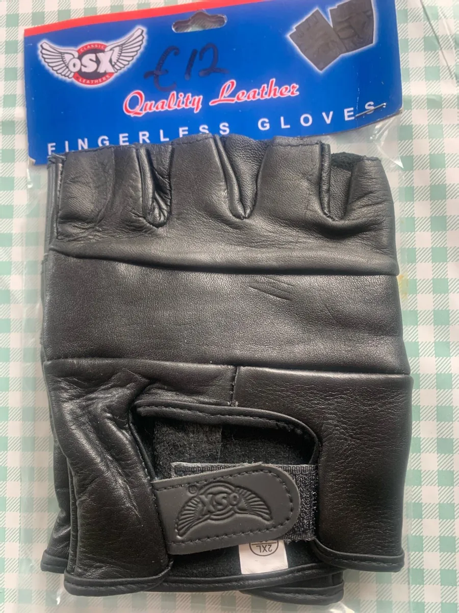 Motorcycle gear.  And accessories - Image 1