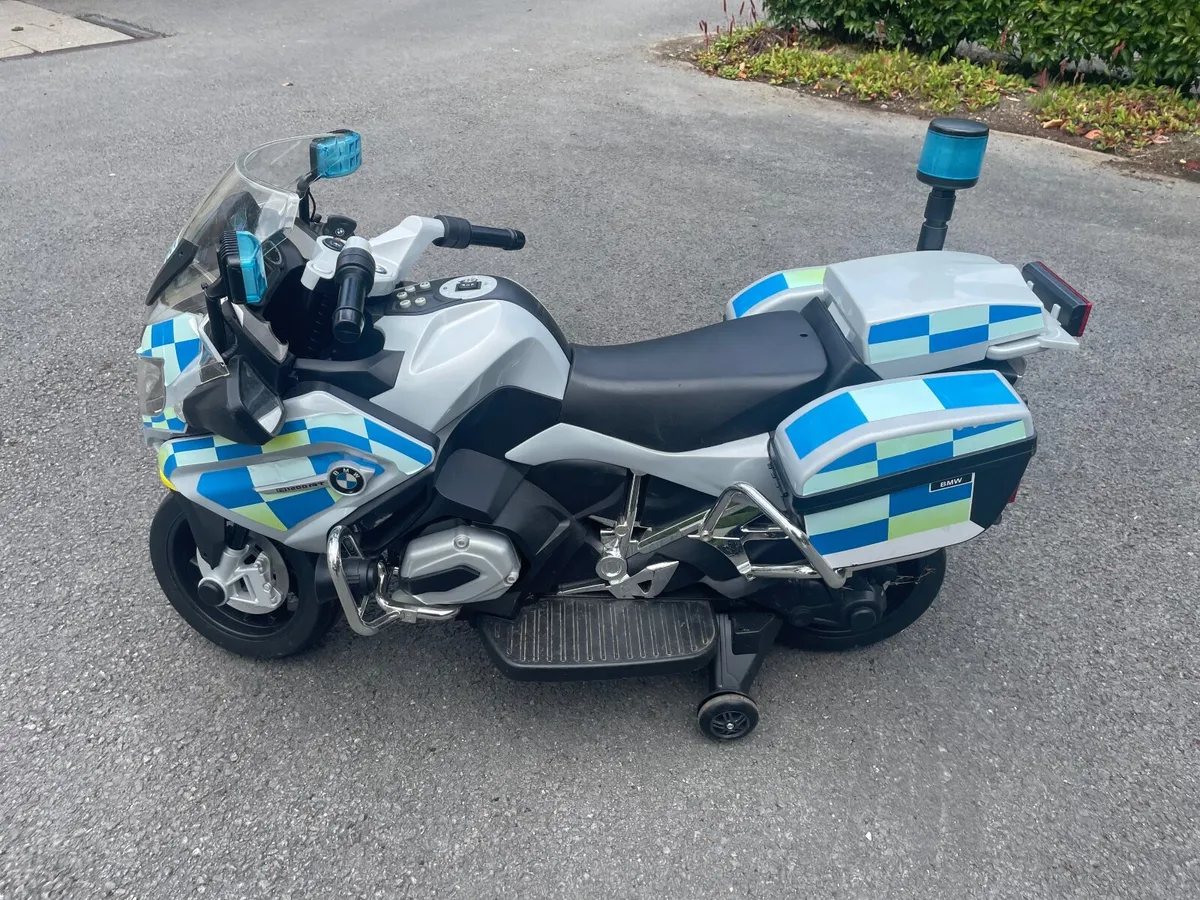 Kids electric ride on police bike - Image 2