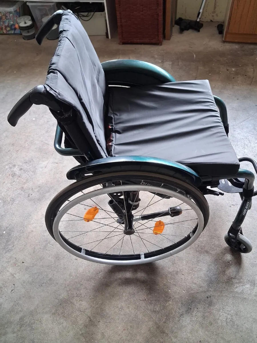 Wheelchair - Image 4