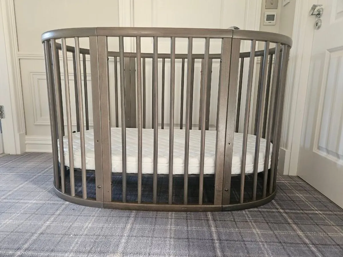 Stokke Sleepi Cot - Image 2