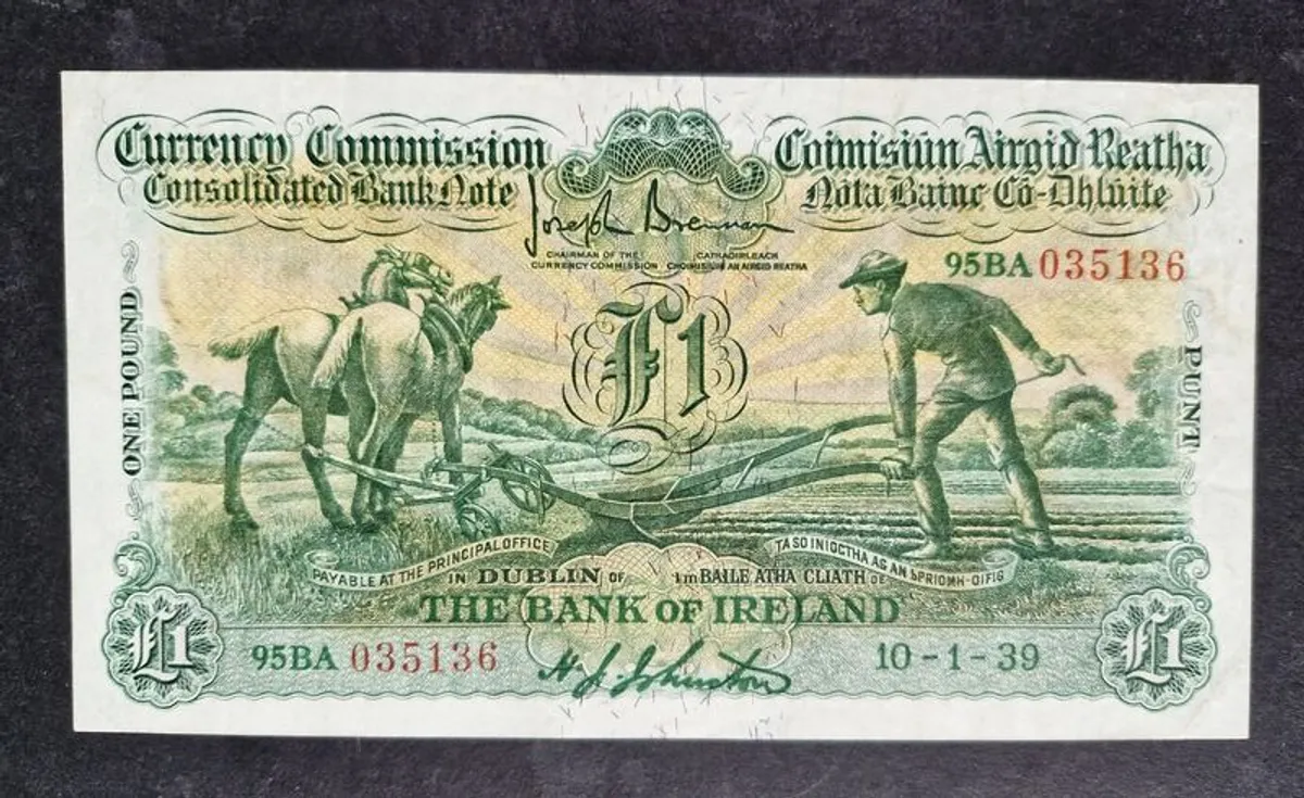 Excellent Ireland 1939 Banknote 1 Pound Ploughman The Bank Of Ireland - Image 1