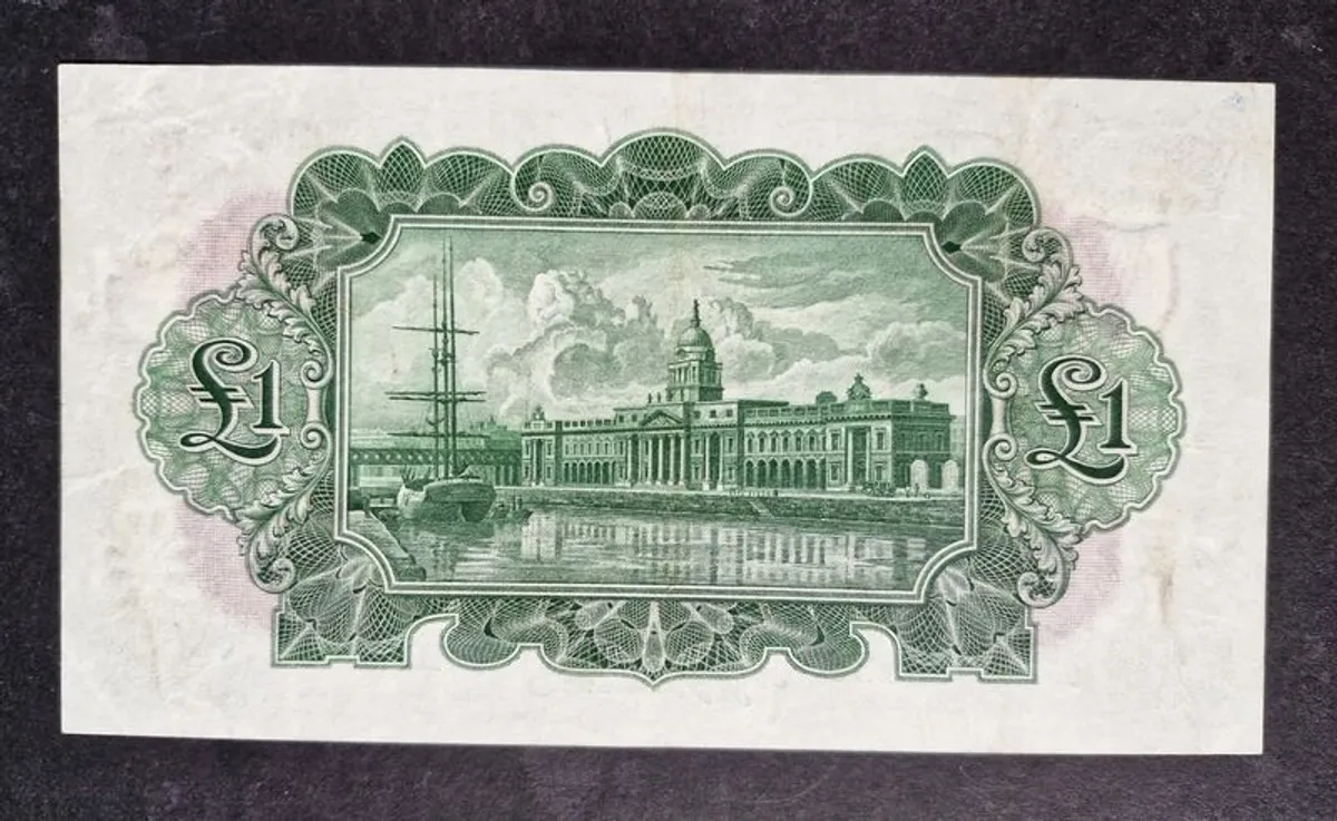 Excellent Ireland 1939 Banknote 1 Pound Ploughman The Bank Of Ireland - Image 2
