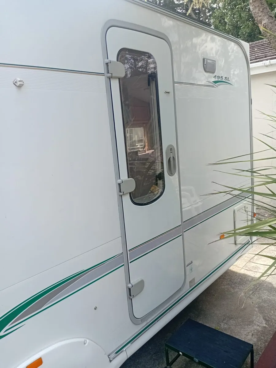 Caravan - Image 4