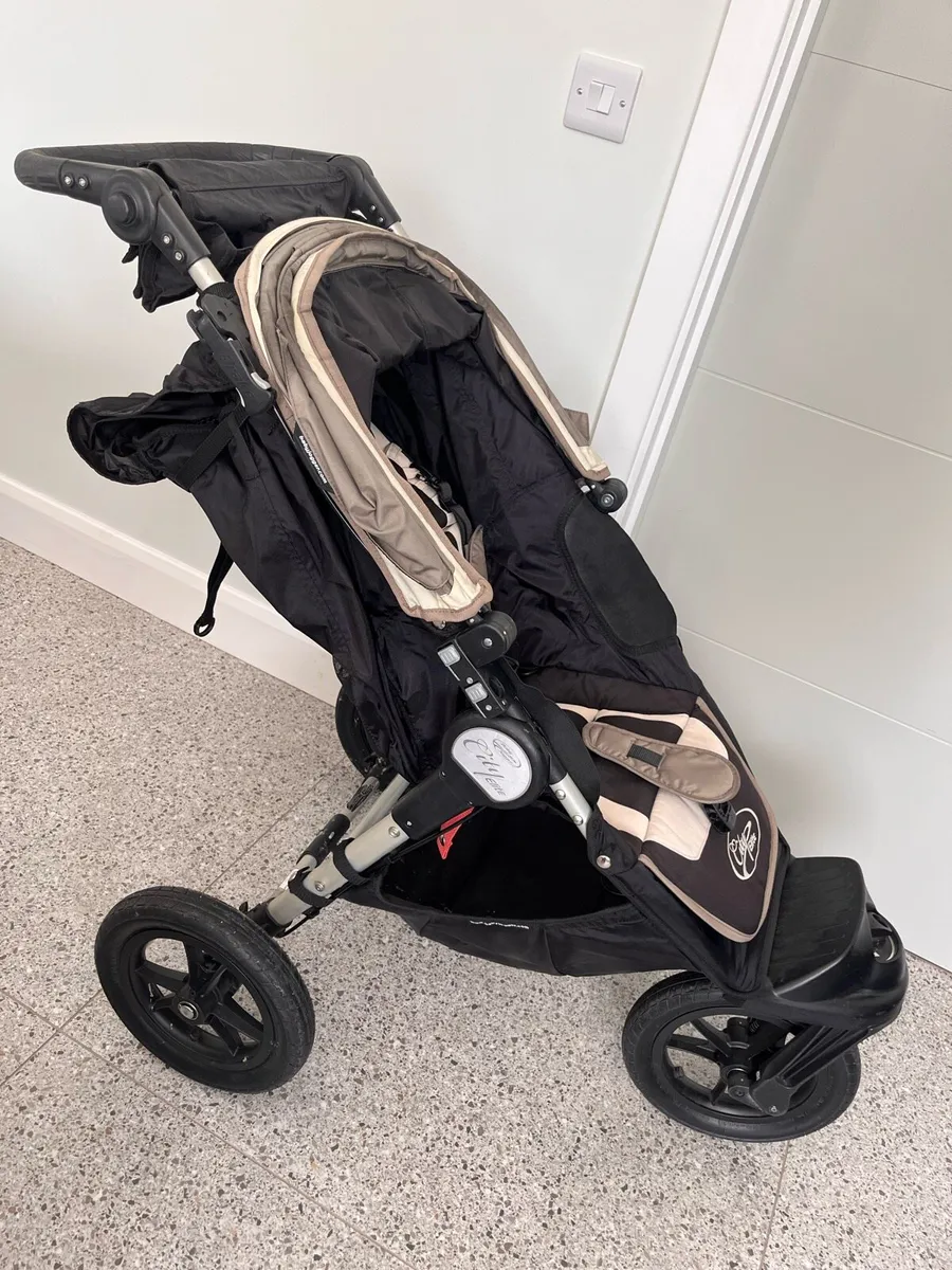 Baby jogger buggy / stroller ***FREE*** - Image 1