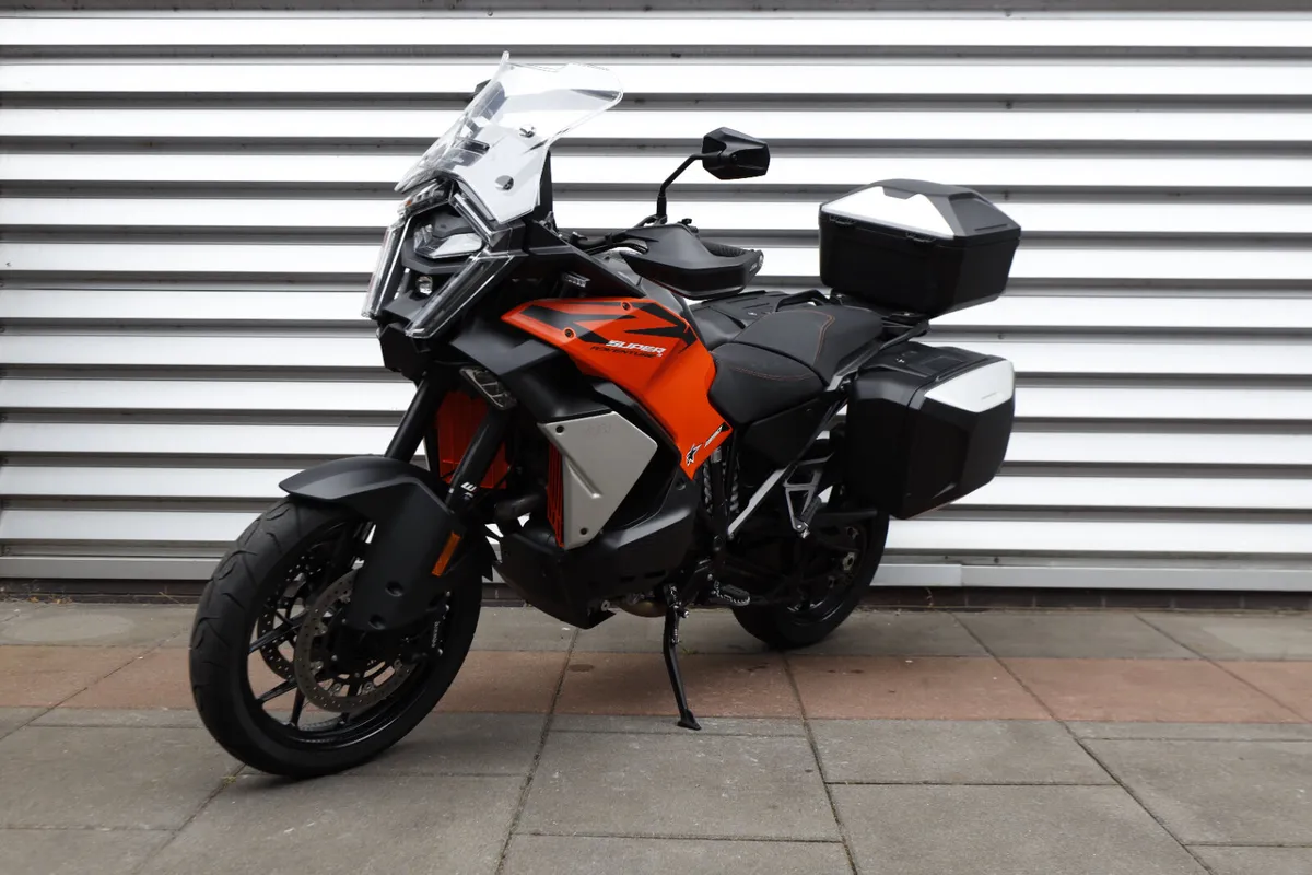 KTM 1390 Super Adventure 2026 - Image 2