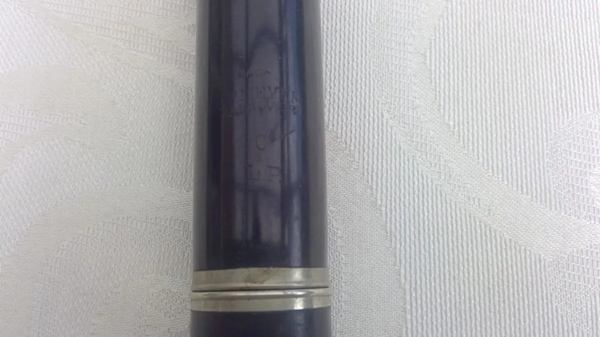 Antique Traditional Flute - Image 4