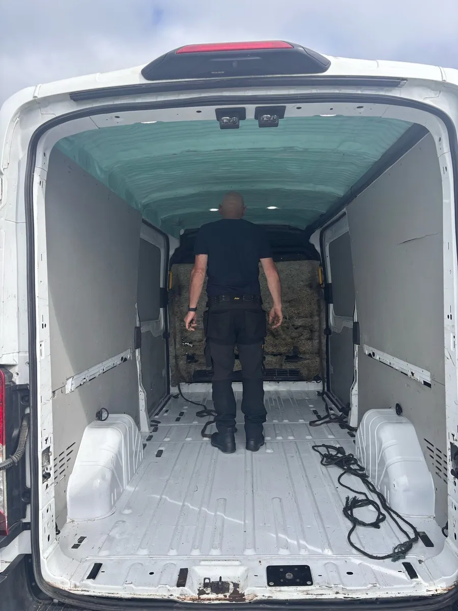 Ford Transit Van 2020 - Image 3