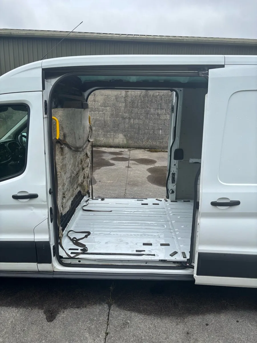 Ford Transit Van 2020 - Image 4