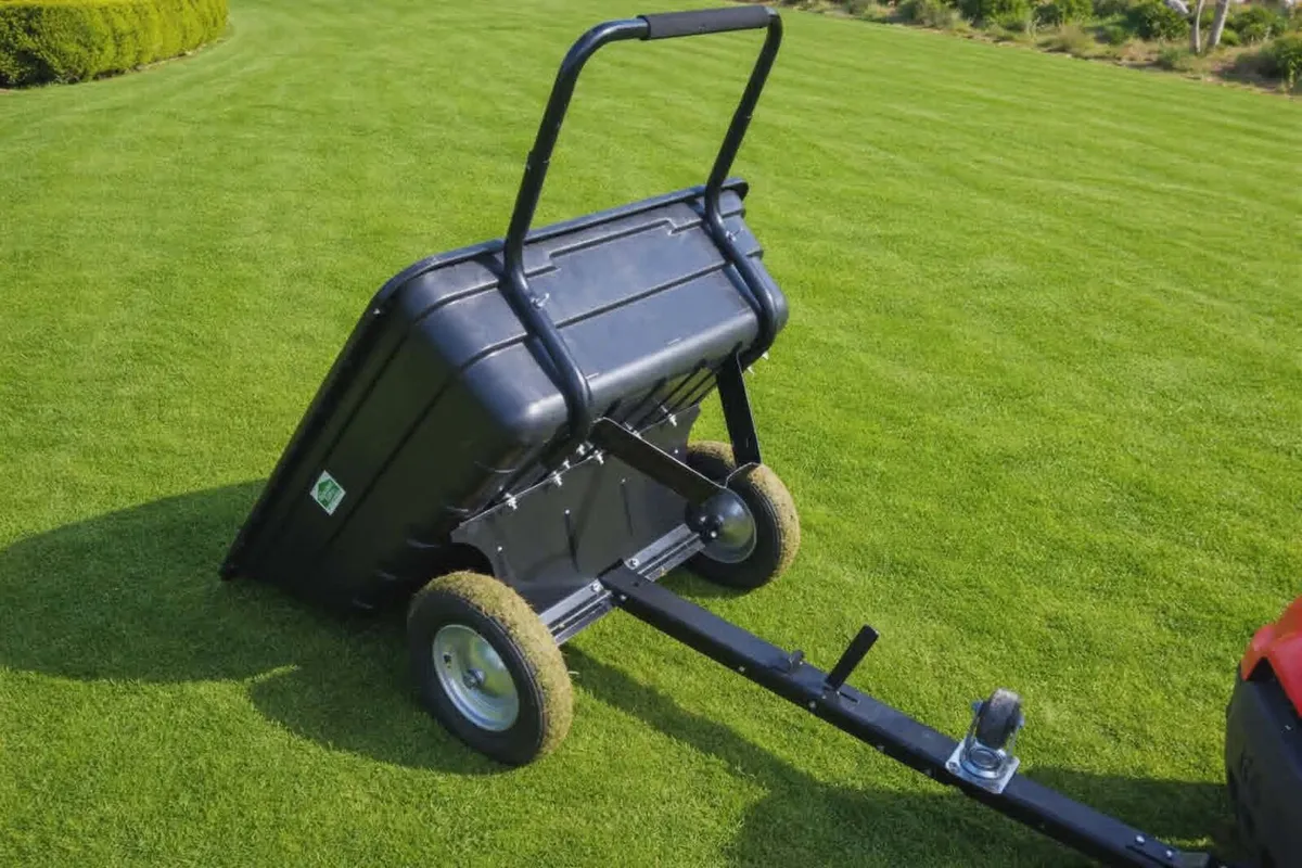 Husqvarna mulching lawnmower and trailer - Image 4