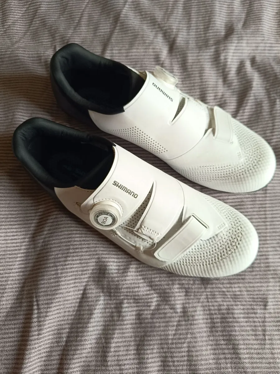 Shimano RC5 Clipless Road Shoes - Image 3
