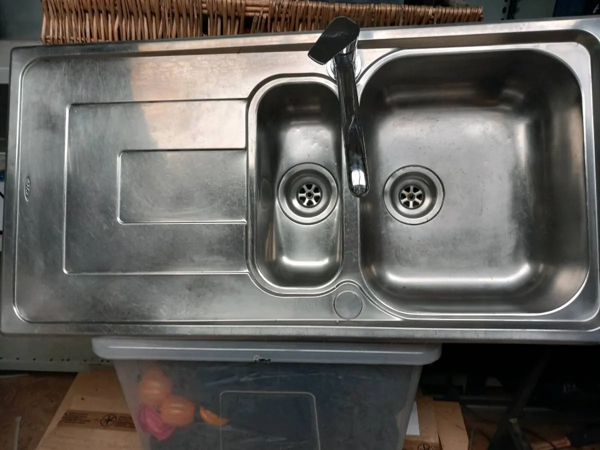 Double Sink - Image 2