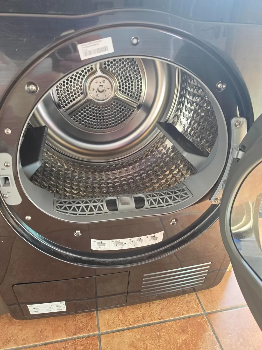 Samsung Heat Pump Dryer - Image 2