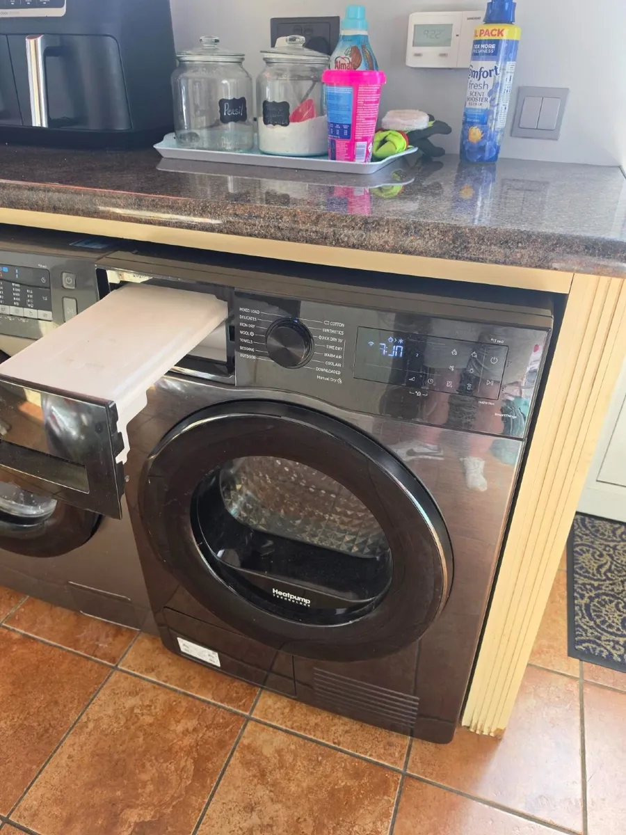 Samsung Heat Pump Dryer - Image 3