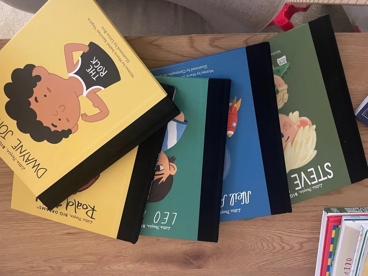 Children’s book bundle - Image 1