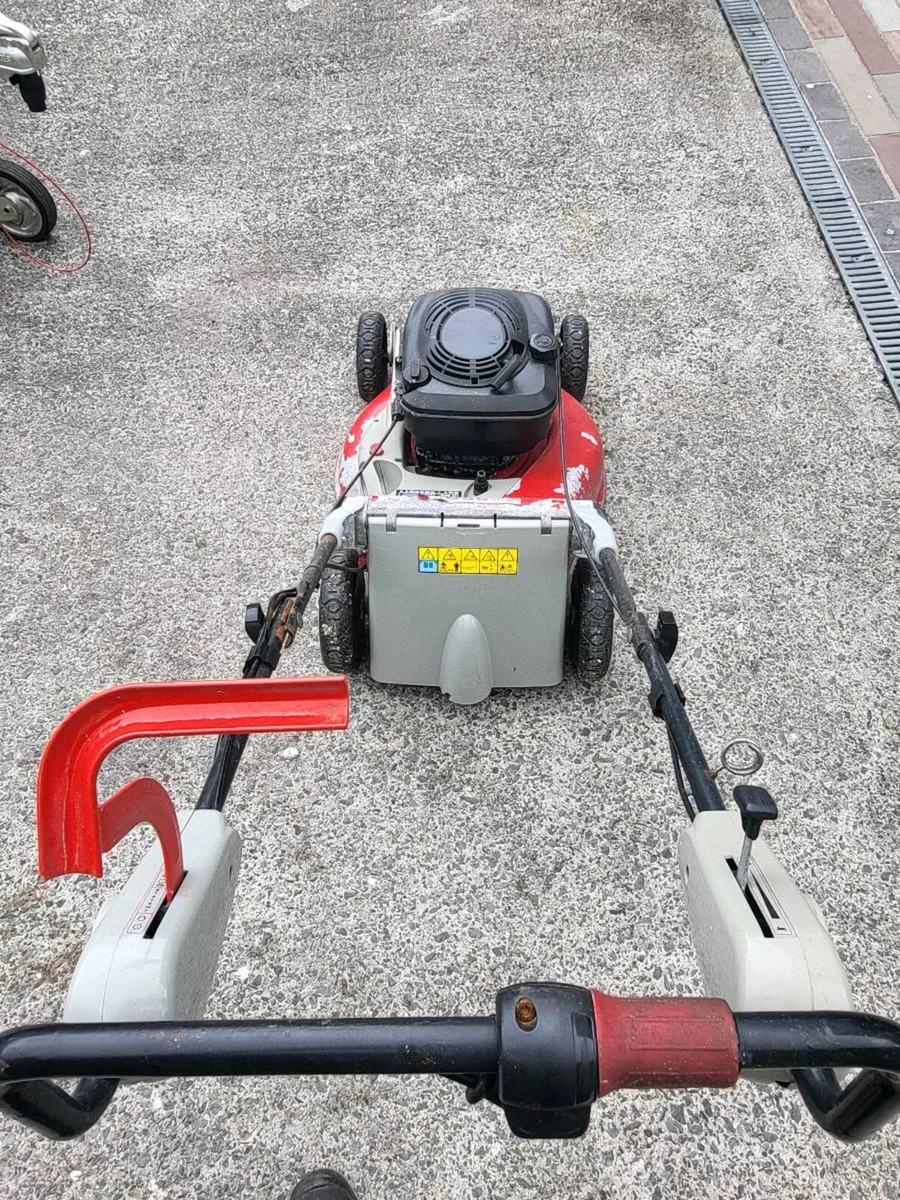 Serie 550 Petrol Lawnmower - Image 3